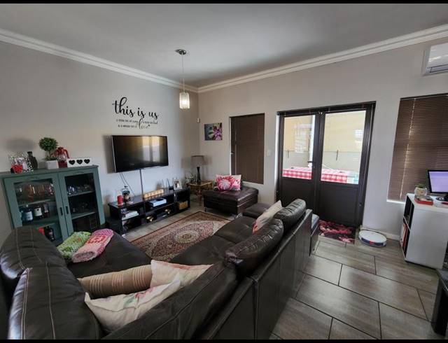 3 BEDROOM HOUSE FOR SALE IN GLEN LILLY